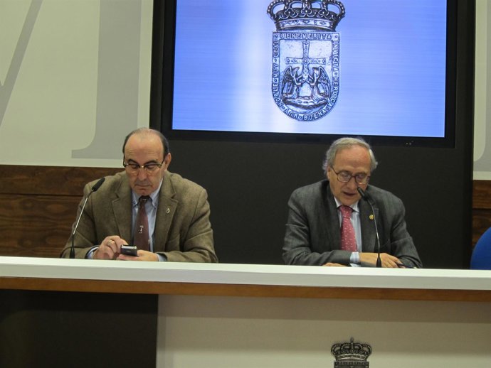 Juan Pérez Zaldivar y Godofredo Andrés Foro Oviedo Ayuntamiento 