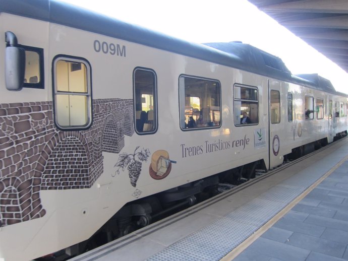 Extremadura Estrena Cuatro Nuevas Rutas Turísticas En Tren