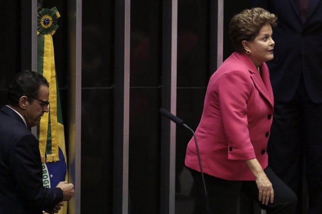 El Gobierno Rousseff Tiene Una Aprobación Del 39 El Máximo Desde Febrero 0994