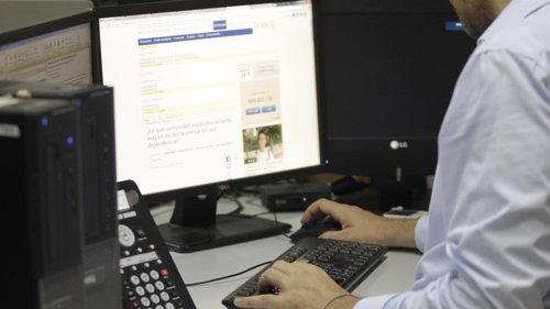 Trabajador, oficina, teclado, ordenador
