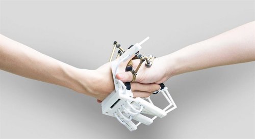 Dexmo, exoesqueleto que simula el tacto