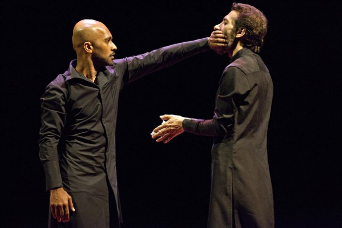 El espectáculo inaugural de Israel Galván y la Akram Khan Company