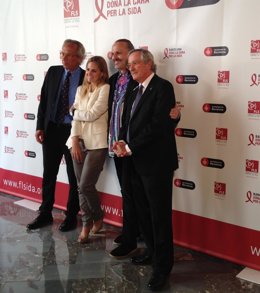 Presentación de la campaña 'Barcelona da la cara por el Sida'