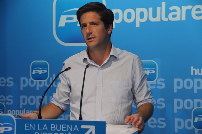 El secretario general del PP de Huelva, Guillermo García Longoria.