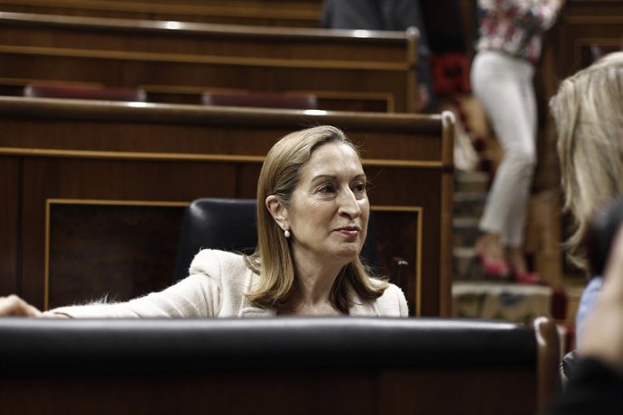 Ana Pastor, ministra de Fomento