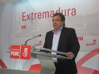 Vara critica que el proyecto no tiene "nada" que ayude a Extremadura a bajar la cifra de parados