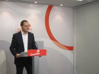 Luena asegura que "aquellas personas que hayan hecho un gasto indebido de una tarjeta B serán expulsadas del partido"