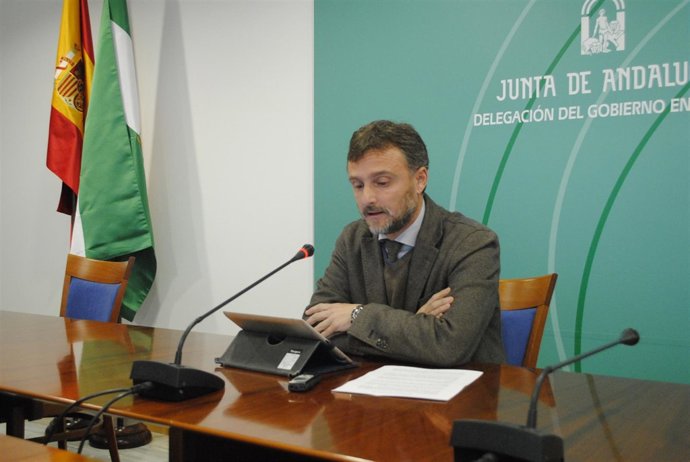 El delegado de la Junta en Huelva, José Fiscal. 