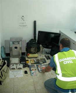 Objetos supuestamente robados recuperados por la Guardia Civil