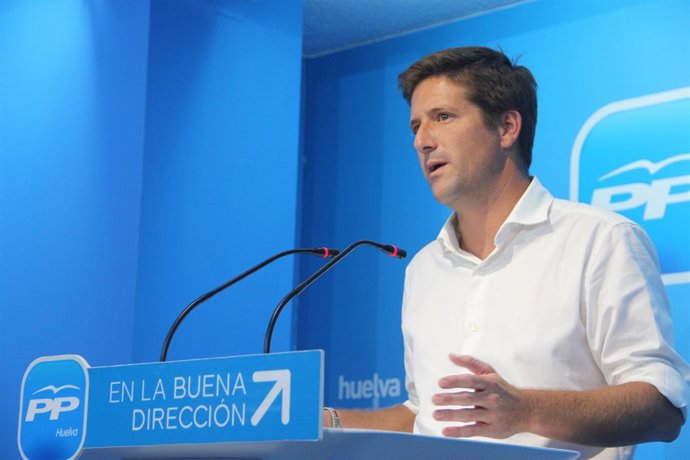 El secretario general del PP de Huelva, Guillermo García Longoria.