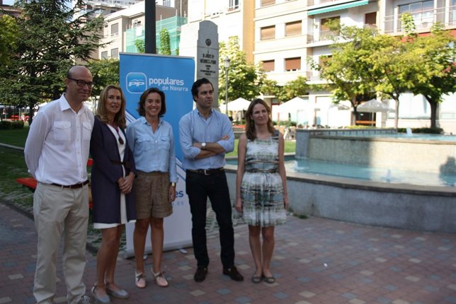 Beltrán, Gamarra y Zalba antes de comenzar el I Foro Intermunicipal