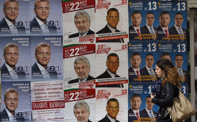 Carteles electorales en Sofía