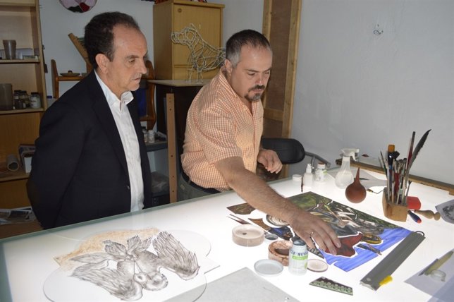 Rafael Rodríguez, Diploma Artesanía, Vidriera, turismo