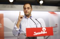 El PSOE aconseja que dejen el partido los socialistas que utilizaron las tarjetas "B" de Caja Madrid