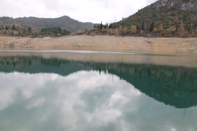 EMBALSE DE ENTREPEÑAS, AGUA, SEQUÍA, EMBALSES, BUENDÍA