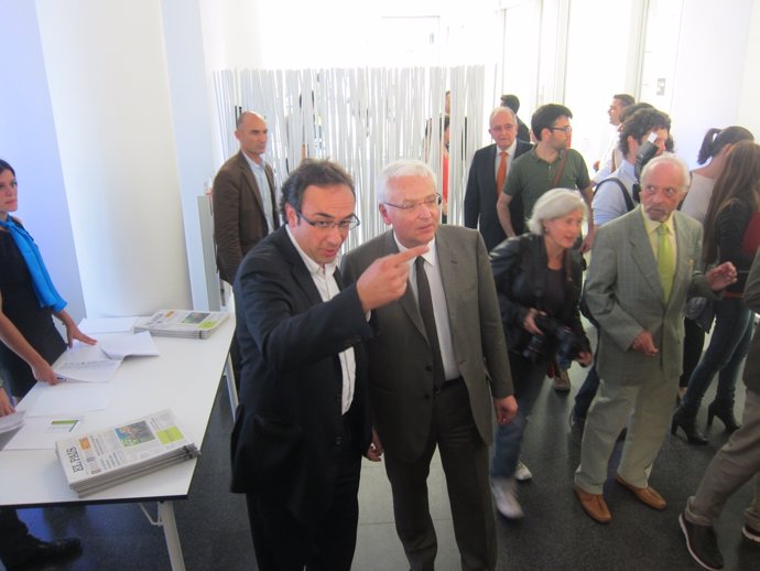 El número dos de CDC, Josep Rull, y el conseller de Cultura, Ferran Mascarell