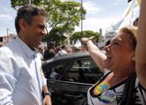 Foto: Neves quiere subirse a la ola del cambio mientras Rousseff agita la bandera del miedo