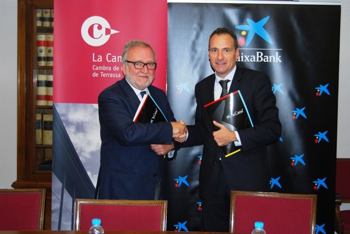 Marià Galí (Cámara de Terrassa) y Joan Jordi Blanch (CaixaBank)