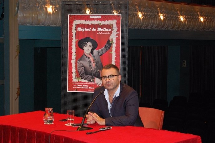 Jorge Javier Vázquez debuta como productor teatral