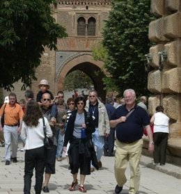 Turistas visitan Andalucía