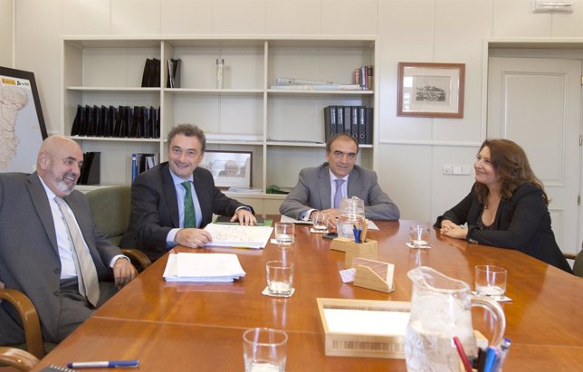 Carmen Crespo se reune con el secretario general de Infraestructuras