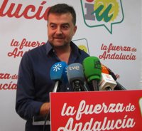 Maíllo reitera que la futura ley de banca pública debe "fijar mecanismos y plazos para solicitar la ficha bancaria"