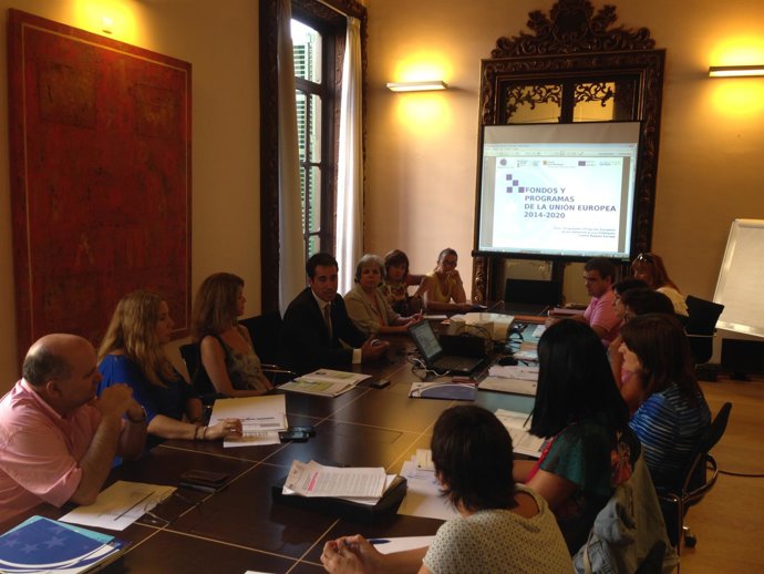 Pacheco asiste una reunión del CBE