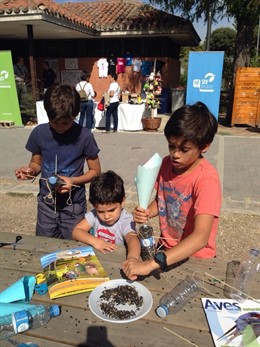 Taller de reciclado de Ecoembes y SEO/BirdLife en Madrid