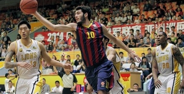 Abrines ante los Lions de China