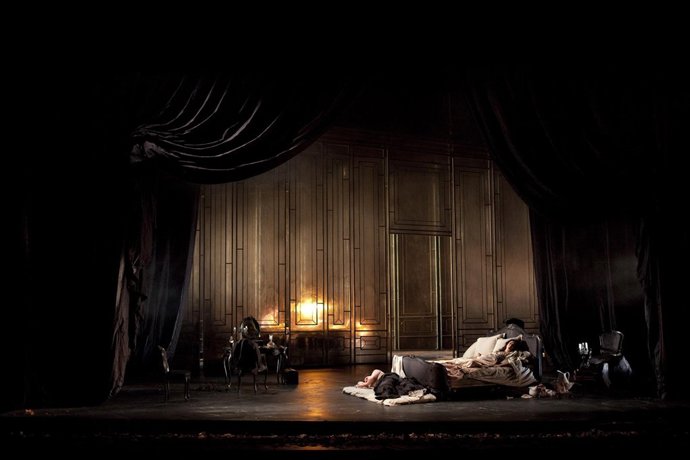 LA TRAVIATA.WNO. 9-9-2009.ViolettaMyrto Papatanasiu        