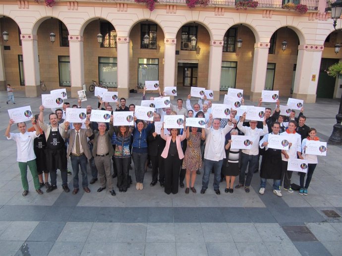 Acto de apoyo a la candidatura de Huesca como capital española gastronómica 2015