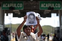 Uno de los estudiantes muertos en Iguala tenía la cara desprendida