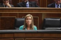 Mato se reunirá "esta misma semana" con las CCAA para analizar la situación tras el primer contagio en España