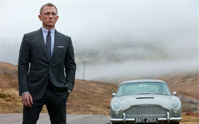 Daniel Craig como James bond