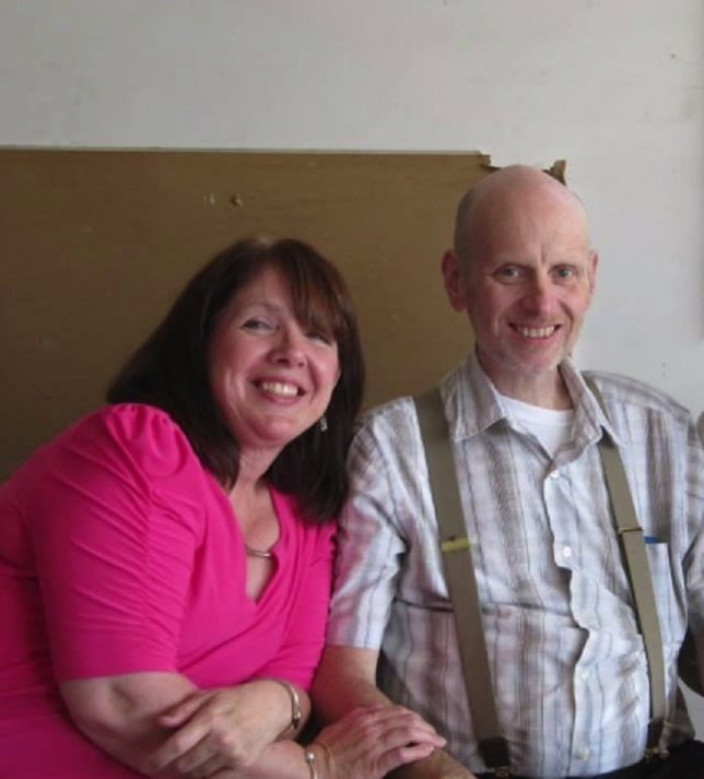 Padre, enfermo de cáncer terminal quiere ver 'El Hobbit' con su familia