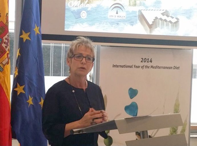 Elena Víboras difunde la Dieta Mediterránea.