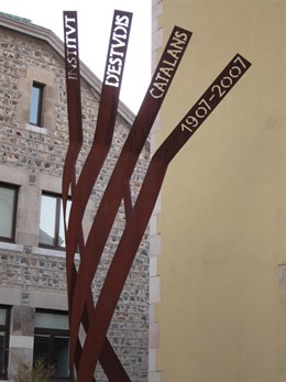 Institut D'estudis Catalans (IEC)