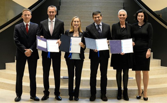 La ministra de Fomento, Ana Pastor, con homólogos europeos