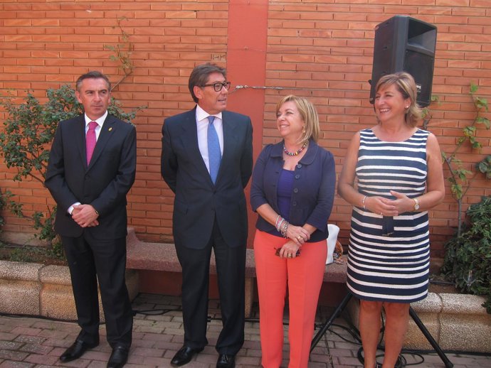 Beamonte, Aliaga, Serrat y Pobo en la celebración del Día de los Ayuntamientos