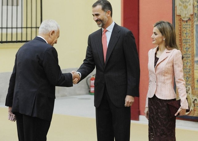 091014. Madrid (Madrid). España. ESPLOS REYES FELIPE Y LETIZIA SE REUNEN CON EL 