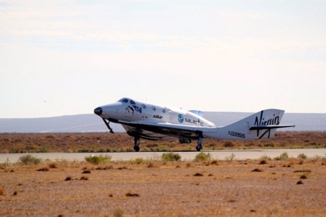 SpaceShipTwo reentrada con éxito