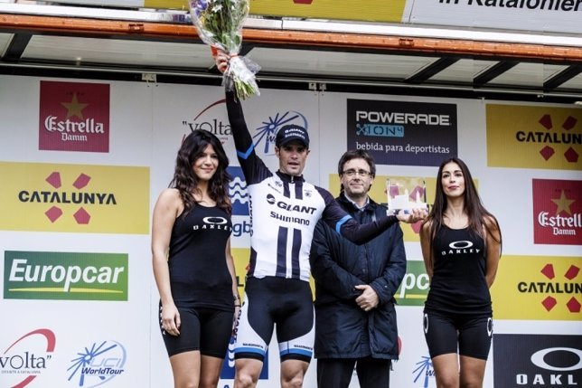  El Ciclista Esloveno Luka Mezgec (Giant-Shimano) En La Volta A Catalunya