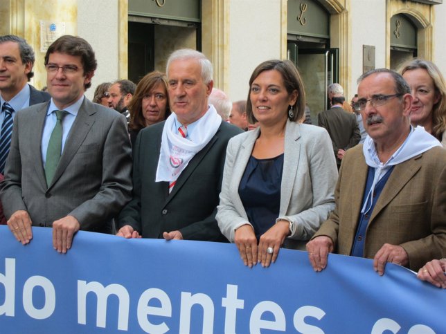 Milagros Marcos en el centro de la imagen