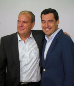 José Antonio Monago y Juanma Moreno en Sevilla