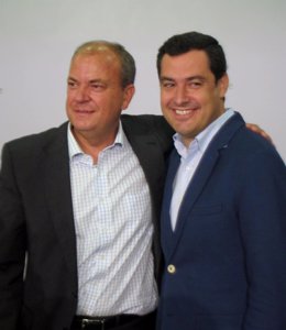 José Antonio Monago y Juanma Moreno en Sevilla