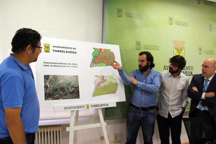 Presentación del estudio previo al modificado urbanístico en el Dobra