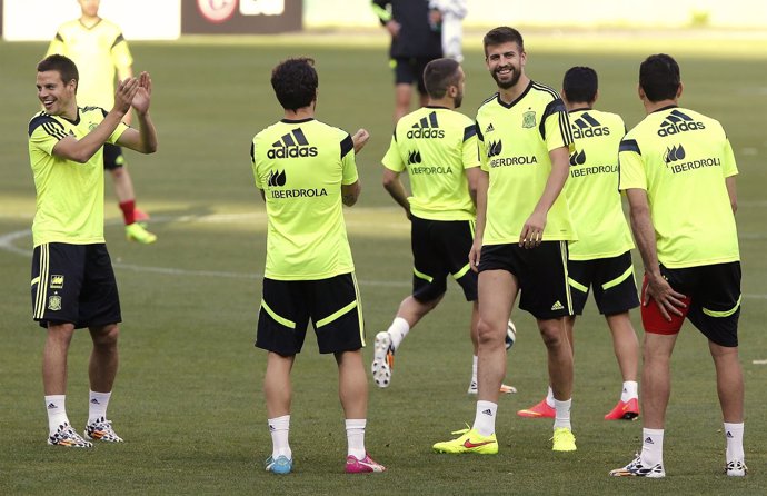 Gerard Piqué en el entrenamiento de la selección española