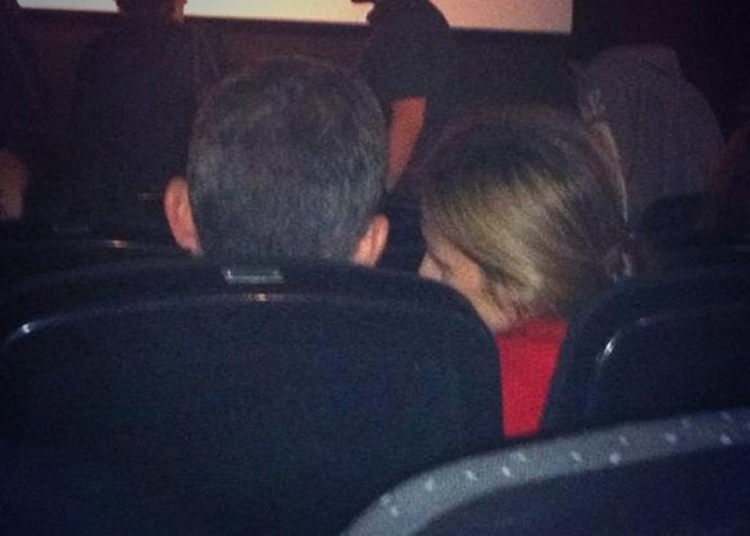 Don Felipe y Doña Letizia, escapada al cine en la 'sesión golfa' de Perdida 