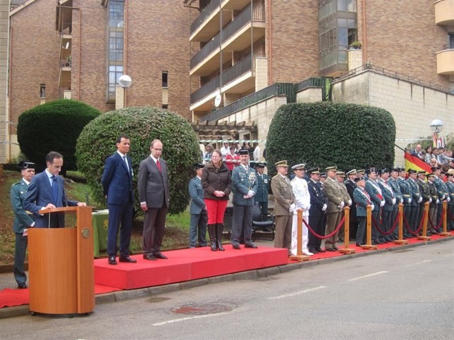 Acto del día del Pilar en el cuartel de la Guardia Civil