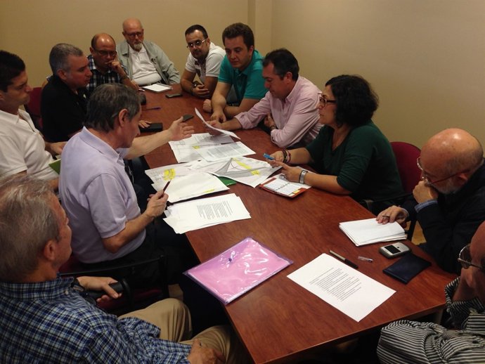 Juan Espadas durante el encuentro